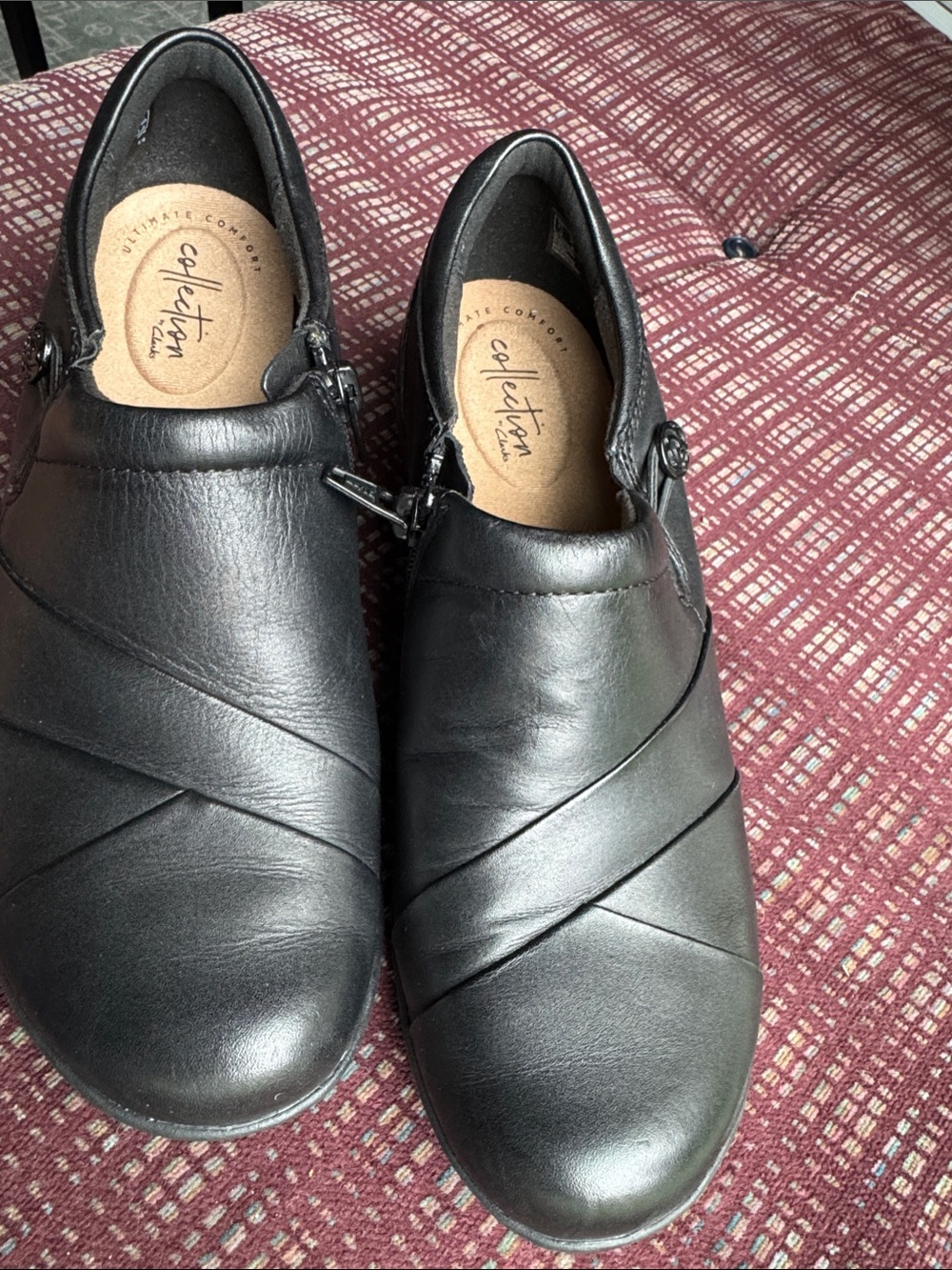 Clarks Black Leather Women's Slip-On Loafers